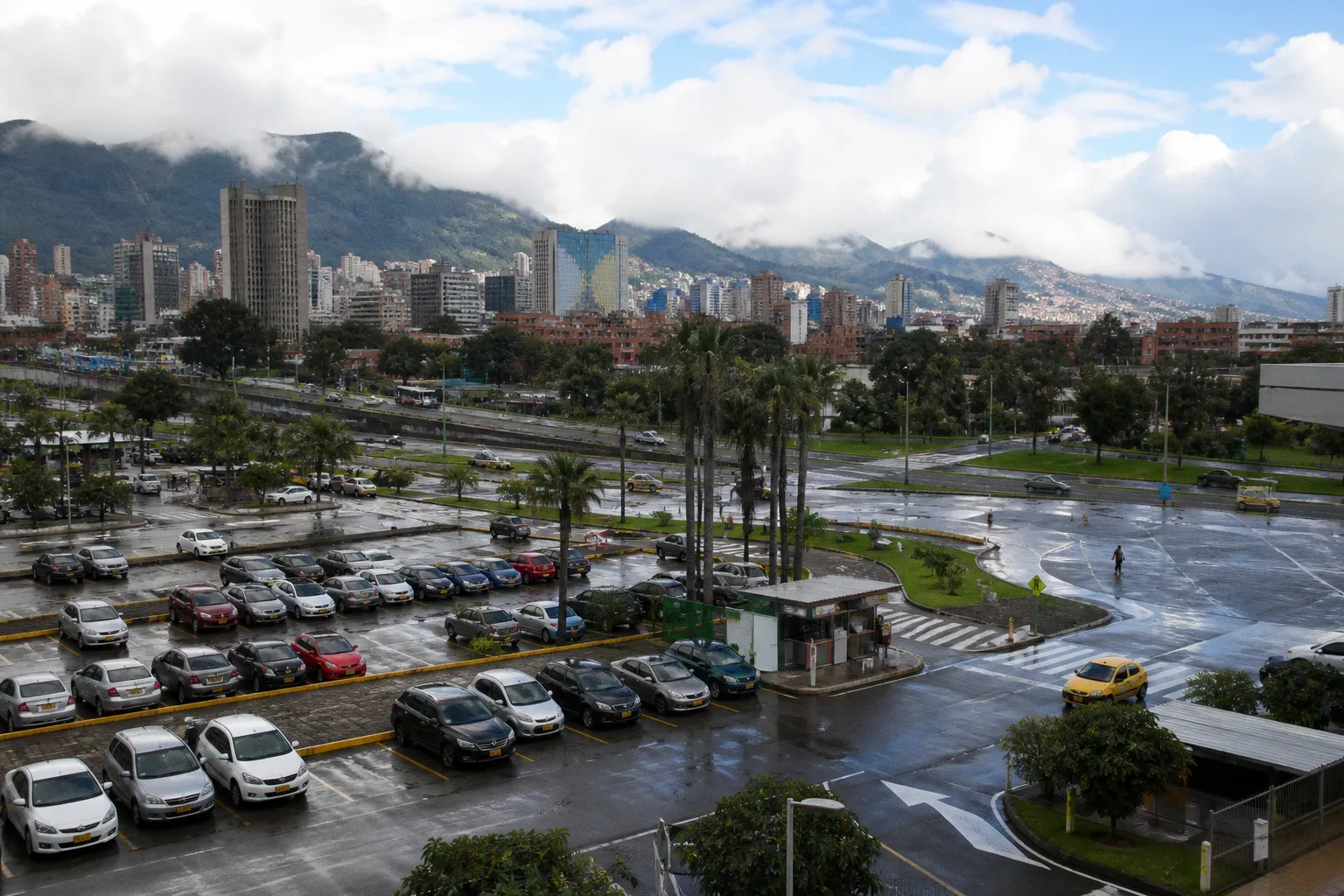Car Rental in Bogota (Colombia): The Complete Practical Guide