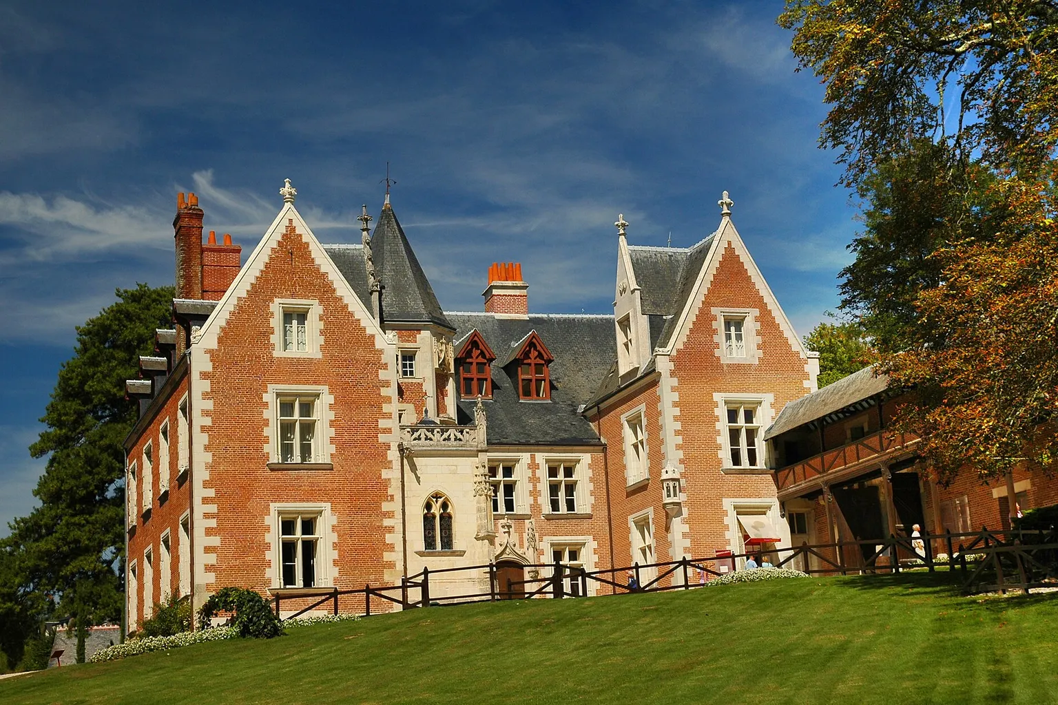 Château du Clos Lucé tickets: refund rules for RCH delegates