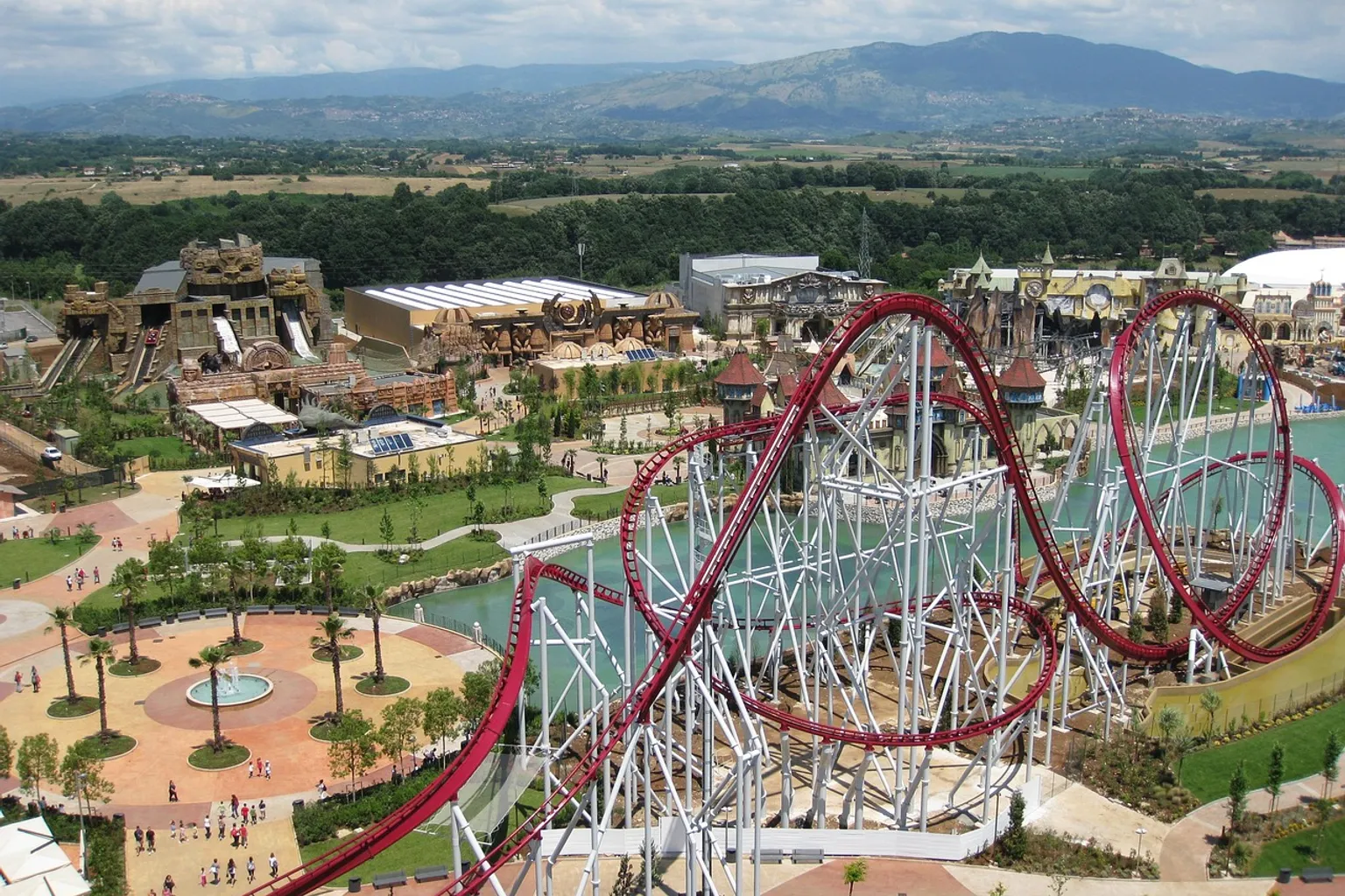 MagicLand Tickets: When Is Online Booking Best?