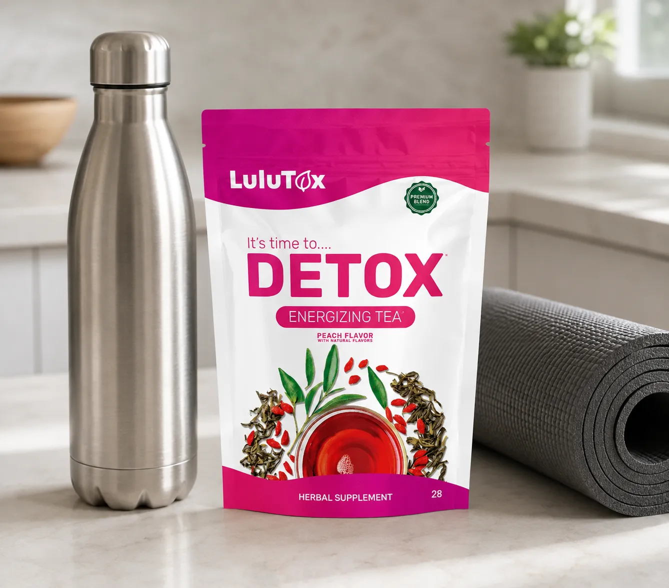 Lulutox Detox Tea HCTC — the package in everyday use