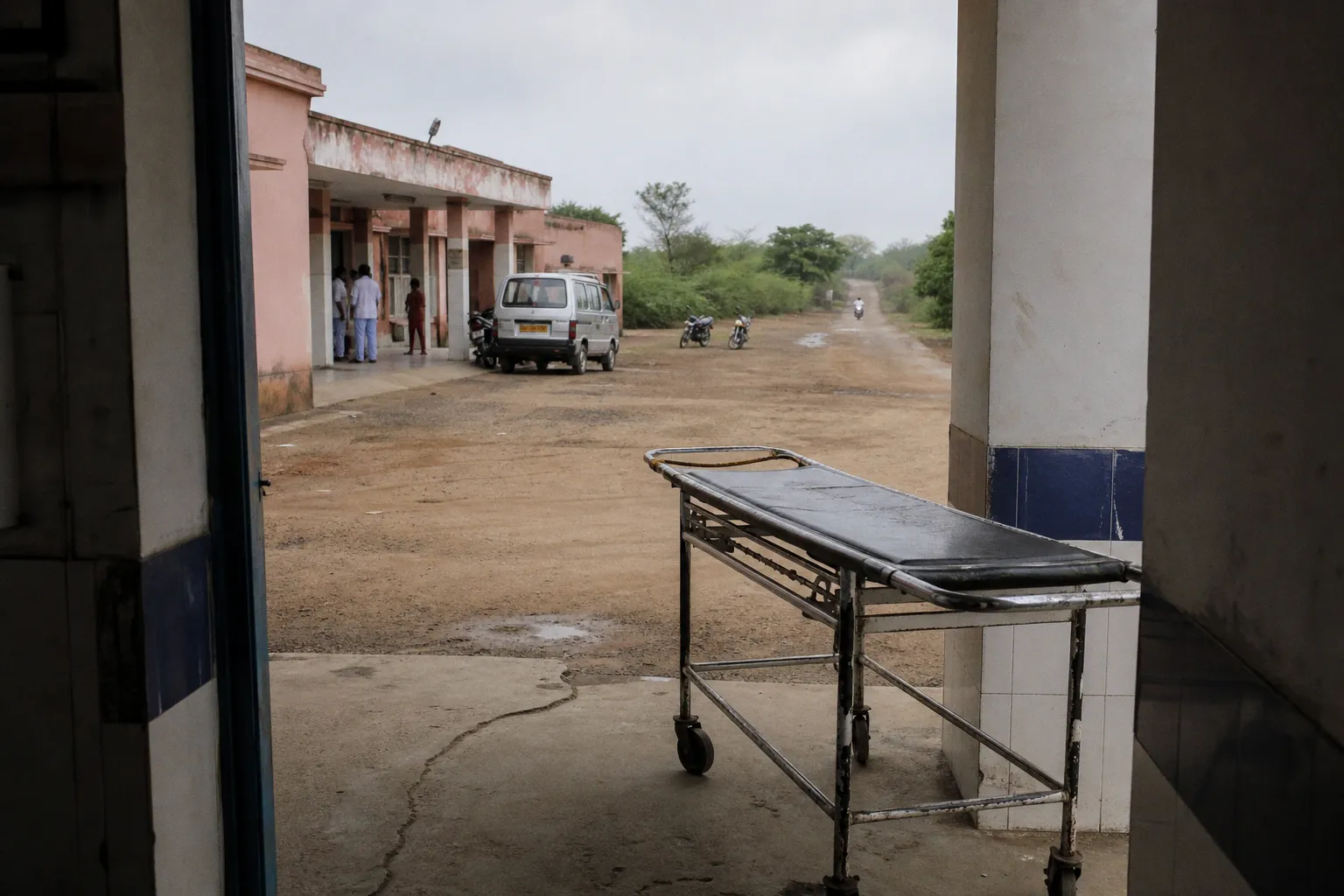 Obstetric emergency pathway to Indian referral units
